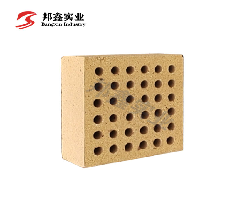 多孔蓄热耐火砖